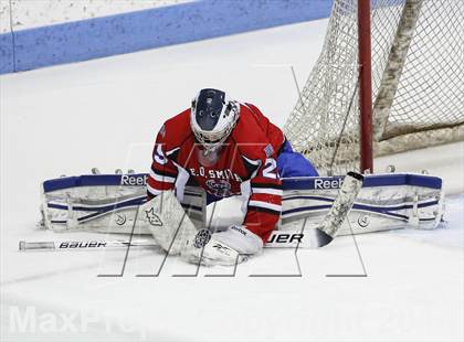 Thumbnail 2 in Newtown vs. E.O. Smith/Tolland (CIAC Division III Final) photogallery.