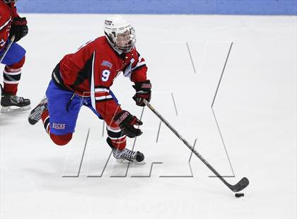 Thumbnail 2 in Newtown vs. E.O. Smith/Tolland (CIAC Division III Final) photogallery.