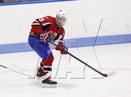 Thumbnail 3 in Newtown vs. E.O. Smith/Tolland (CIAC Division III Final) photogallery.