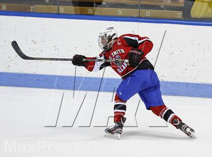 Thumbnail 3 in Newtown vs. E.O. Smith/Tolland (CIAC Division III Final) photogallery.