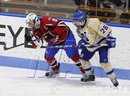 Thumbnail 3 in Newtown vs. E.O. Smith/Tolland (CIAC Division III Final) photogallery.