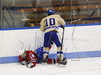 Thumbnail 2 in Newtown vs. E.O. Smith/Tolland (CIAC Division III Final) photogallery.