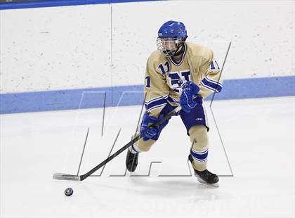 Thumbnail 2 in Newtown vs. E.O. Smith/Tolland (CIAC Division III Final) photogallery.