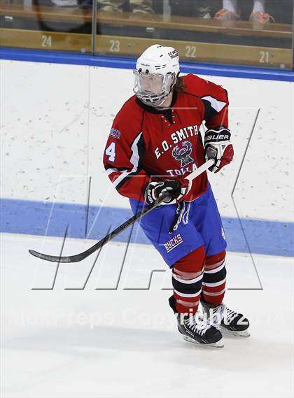 Thumbnail 3 in Newtown vs. E.O. Smith/Tolland (CIAC Division III Final) photogallery.