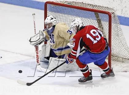 Thumbnail 1 in Newtown vs. E.O. Smith/Tolland (CIAC Division III Final) photogallery.