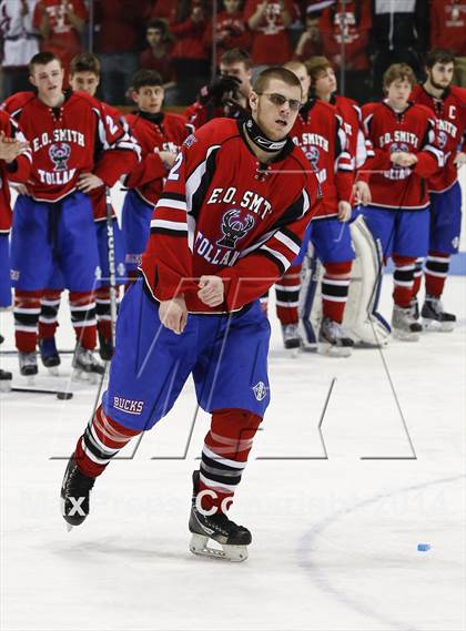 Thumbnail 2 in Newtown vs. E.O. Smith/Tolland (CIAC Division III Final) photogallery.