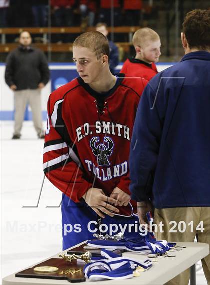Thumbnail 3 in Newtown vs. E.O. Smith/Tolland (CIAC Division III Final) photogallery.