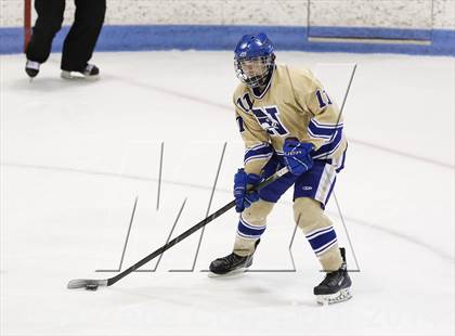 Thumbnail 1 in Newtown vs. E.O. Smith/Tolland (CIAC Division III Final) photogallery.