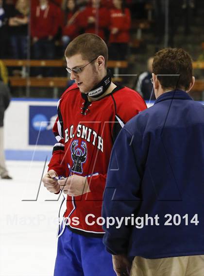 Thumbnail 3 in Newtown vs. E.O. Smith/Tolland (CIAC Division III Final) photogallery.