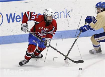 Thumbnail 1 in Newtown vs. E.O. Smith/Tolland (CIAC Division III Final) photogallery.