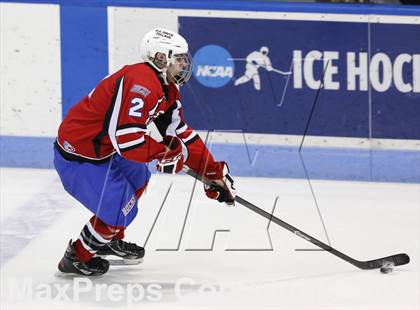 Thumbnail 3 in Newtown vs. E.O. Smith/Tolland (CIAC Division III Final) photogallery.