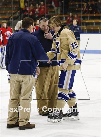 Thumbnail 3 in Newtown vs. E.O. Smith/Tolland (CIAC Division III Final) photogallery.