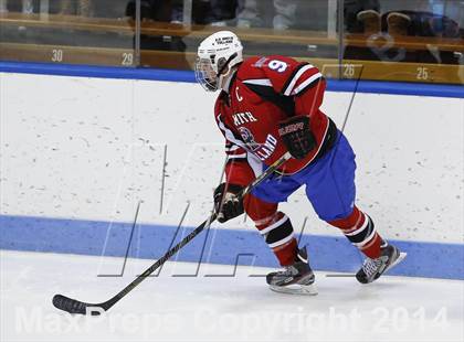 Thumbnail 3 in Newtown vs. E.O. Smith/Tolland (CIAC Division III Final) photogallery.