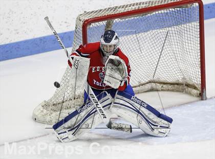 Thumbnail 1 in Newtown vs. E.O. Smith/Tolland (CIAC Division III Final) photogallery.