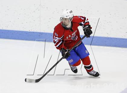 Thumbnail 2 in Newtown vs. E.O. Smith/Tolland (CIAC Division III Final) photogallery.