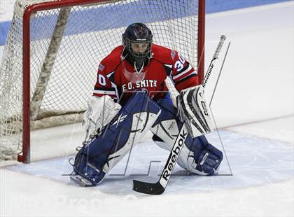 Thumbnail 2 in Newtown vs. E.O. Smith/Tolland (CIAC Division III Final) photogallery.