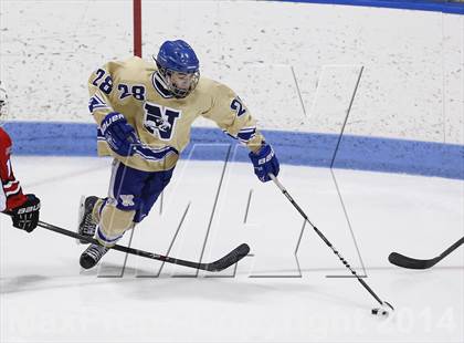 Thumbnail 2 in Newtown vs. E.O. Smith/Tolland (CIAC Division III Final) photogallery.