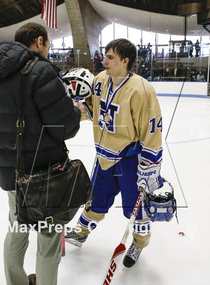 Thumbnail 2 in Newtown vs. E.O. Smith/Tolland (CIAC Division III Final) photogallery.