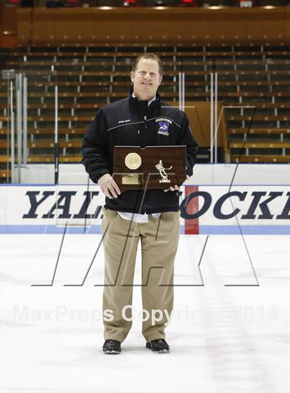 Thumbnail 2 in Newtown vs. E.O. Smith/Tolland (CIAC Division III Final) photogallery.