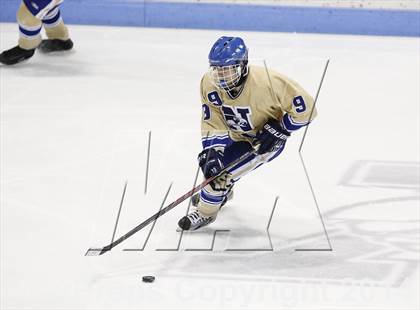 Thumbnail 2 in Newtown vs. E.O. Smith/Tolland (CIAC Division III Final) photogallery.