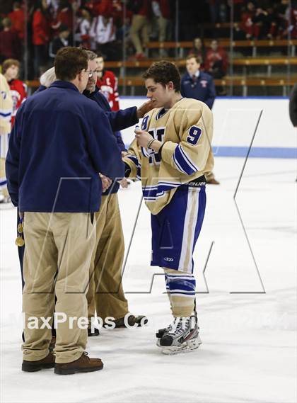 Thumbnail 3 in Newtown vs. E.O. Smith/Tolland (CIAC Division III Final) photogallery.