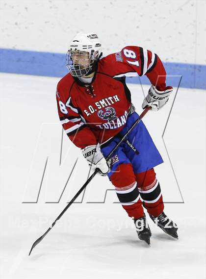 Thumbnail 1 in Newtown vs. E.O. Smith/Tolland (CIAC Division III Final) photogallery.