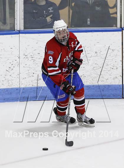 Thumbnail 2 in Newtown vs. E.O. Smith/Tolland (CIAC Division III Final) photogallery.