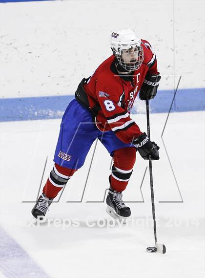 Thumbnail 2 in Newtown vs. E.O. Smith/Tolland (CIAC Division III Final) photogallery.