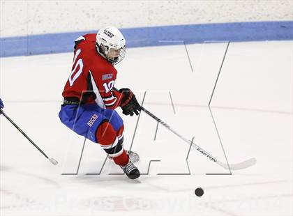 Thumbnail 1 in Newtown vs. E.O. Smith/Tolland (CIAC Division III Final) photogallery.