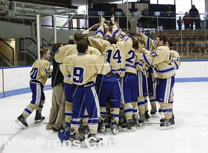 Thumbnail 3 in Newtown vs. E.O. Smith/Tolland (CIAC Division III Final) photogallery.