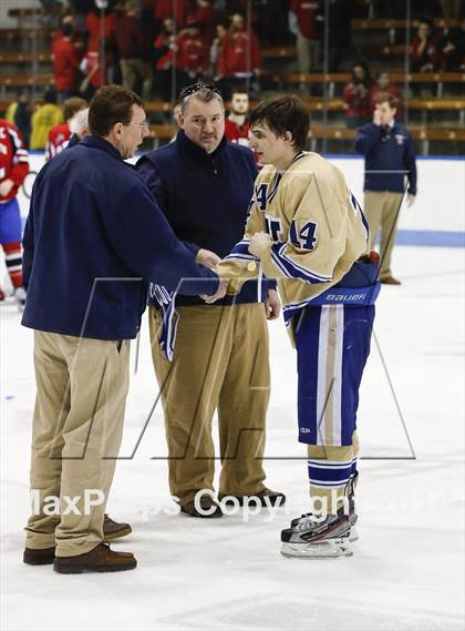 Thumbnail 3 in Newtown vs. E.O. Smith/Tolland (CIAC Division III Final) photogallery.