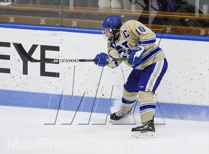 Thumbnail 1 in Newtown vs. E.O. Smith/Tolland (CIAC Division III Final) photogallery.