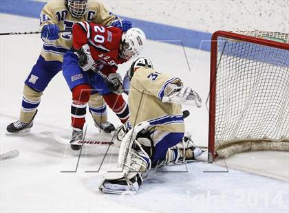 Thumbnail 1 in Newtown vs. E.O. Smith/Tolland (CIAC Division III Final) photogallery.