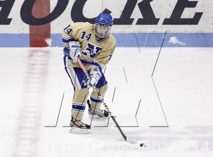 Thumbnail 2 in Newtown vs. E.O. Smith/Tolland (CIAC Division III Final) photogallery.