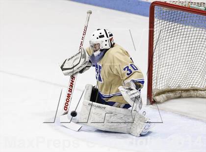 Thumbnail 2 in Newtown vs. E.O. Smith/Tolland (CIAC Division III Final) photogallery.