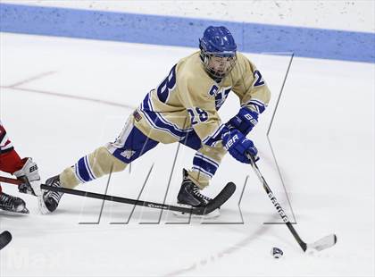Thumbnail 3 in Newtown vs. E.O. Smith/Tolland (CIAC Division III Final) photogallery.