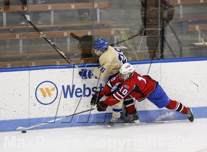 Thumbnail 1 in Newtown vs. E.O. Smith/Tolland (CIAC Division III Final) photogallery.