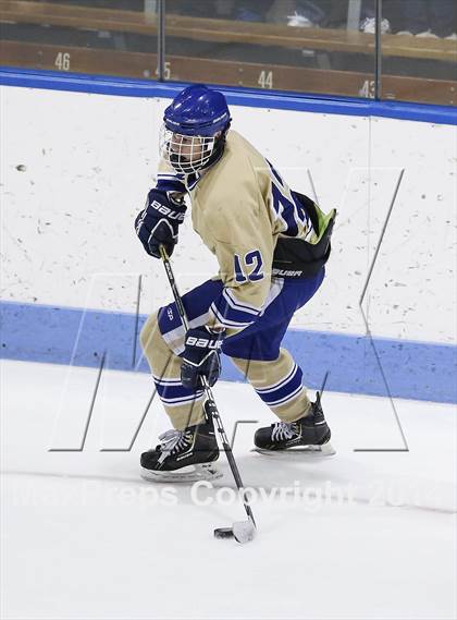 Thumbnail 1 in Newtown vs. E.O. Smith/Tolland (CIAC Division III Final) photogallery.