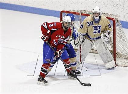 Thumbnail 1 in Newtown vs. E.O. Smith/Tolland (CIAC Division III Final) photogallery.