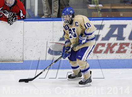 Thumbnail 3 in Newtown vs. E.O. Smith/Tolland (CIAC Division III Final) photogallery.