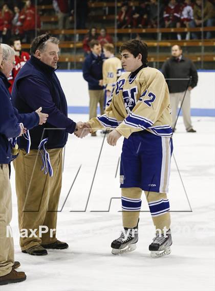 Thumbnail 1 in Newtown vs. E.O. Smith/Tolland (CIAC Division III Final) photogallery.