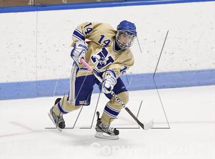 Thumbnail 2 in Newtown vs. E.O. Smith/Tolland (CIAC Division III Final) photogallery.