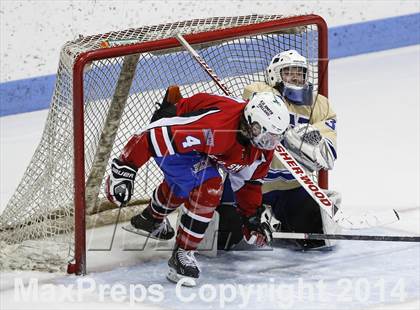 Thumbnail 1 in Newtown vs. E.O. Smith/Tolland (CIAC Division III Final) photogallery.