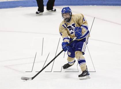 Thumbnail 2 in Newtown vs. E.O. Smith/Tolland (CIAC Division III Final) photogallery.