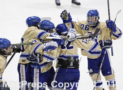 Thumbnail 1 in Newtown vs. E.O. Smith/Tolland (CIAC Division III Final) photogallery.