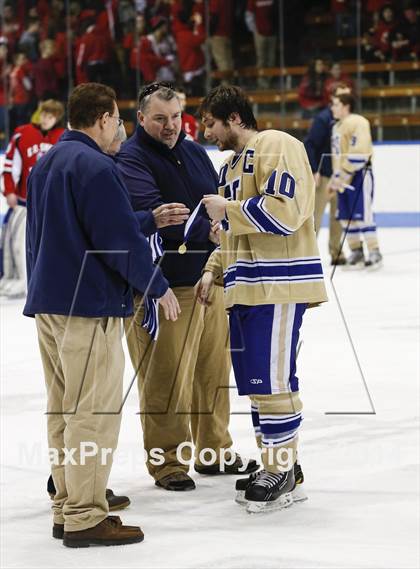 Thumbnail 1 in Newtown vs. E.O. Smith/Tolland (CIAC Division III Final) photogallery.