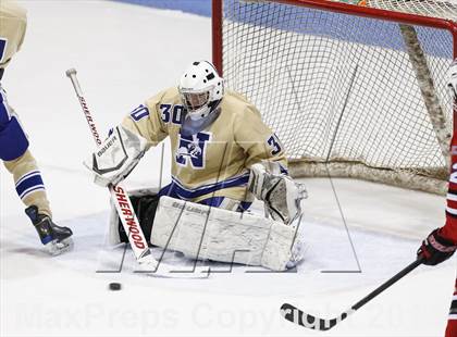 Thumbnail 3 in Newtown vs. E.O. Smith/Tolland (CIAC Division III Final) photogallery.