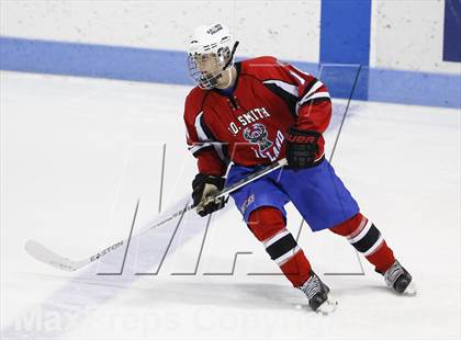 Thumbnail 1 in Newtown vs. E.O. Smith/Tolland (CIAC Division III Final) photogallery.