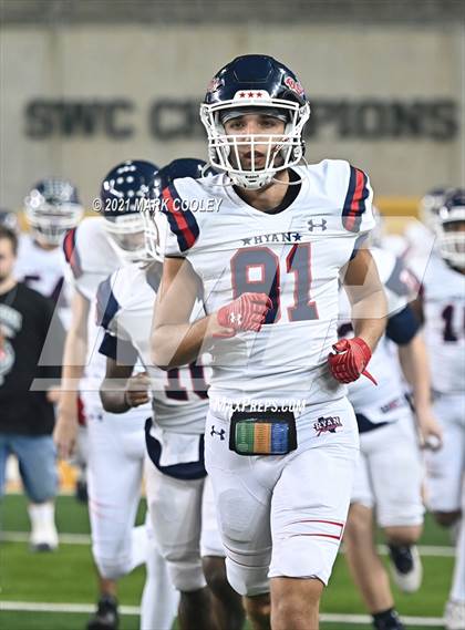 Thumbnail 3 in College Station vs. Ryan (UIL 5A Regional Finals) photogallery.