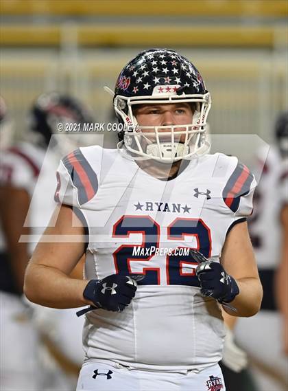 Thumbnail 3 in College Station vs. Ryan (UIL 5A Regional Finals) photogallery.